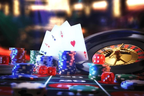 Studio Evolution Gaming dengan kamera multi-sudut menampilkan meja dealer langsung di bonanza138